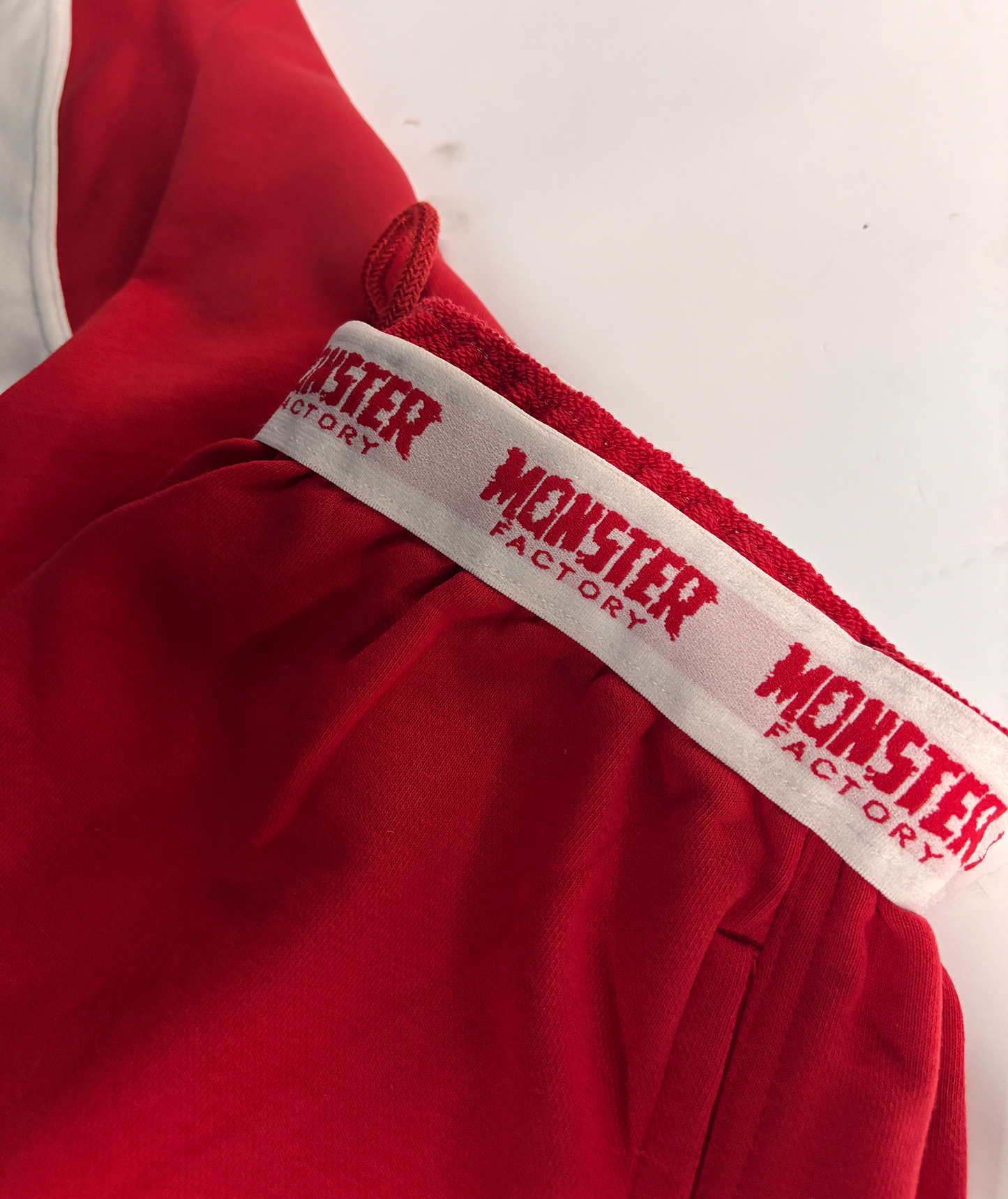 Monster factory Lounge set