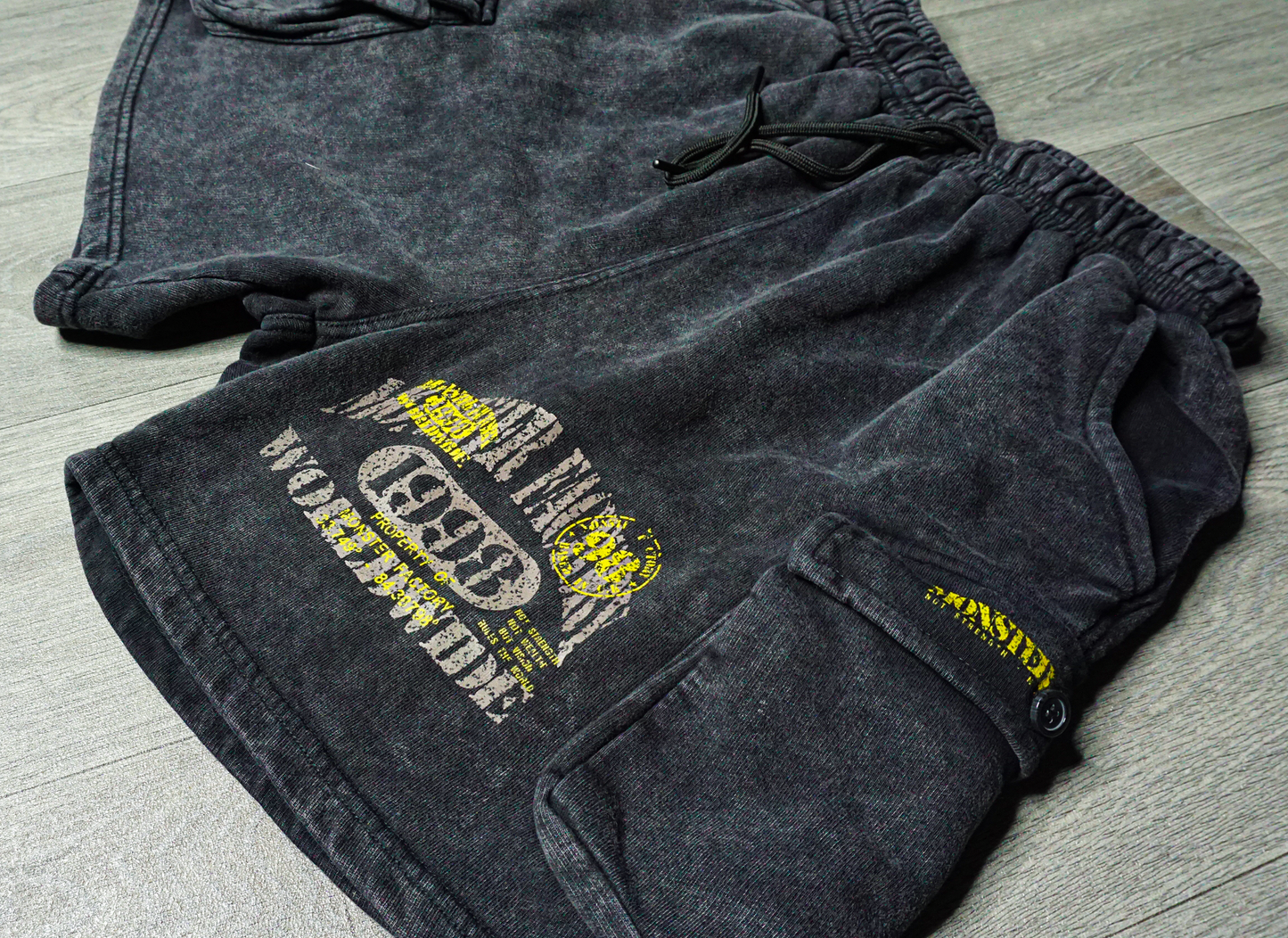 Dystopia | stone-washed shorts